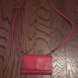 Frye Leather Crossbody Wallet – Red
